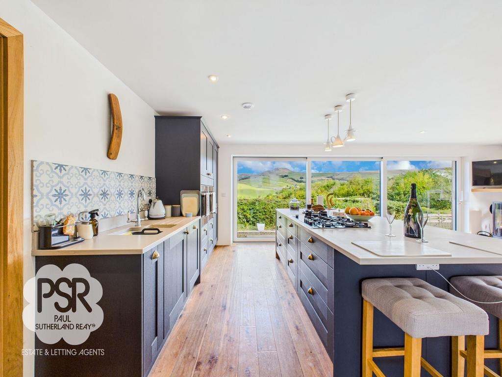 Open-Plan Kitchen Living Space - Kitchen Area
