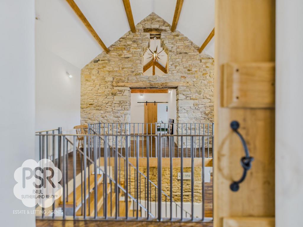 Heading Across the Landing with Feature Lighting