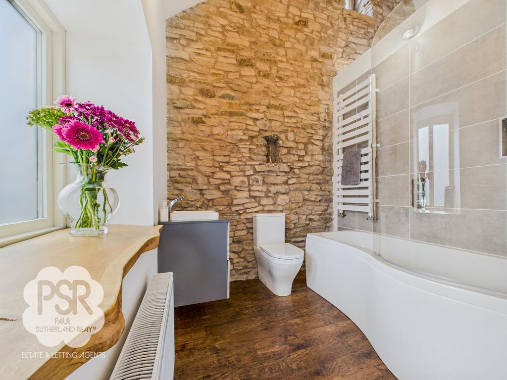 Bedroom Three - En-Suite Bathroom