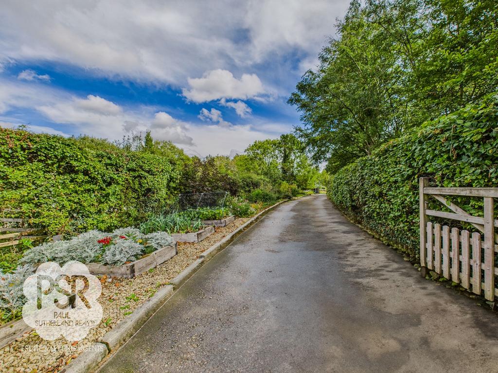Private Driveway