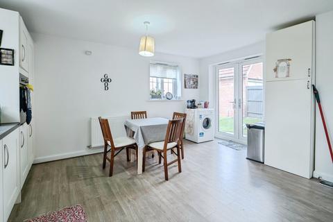 4 bedroom detached house for sale, Drovers Close, Leicester LE3