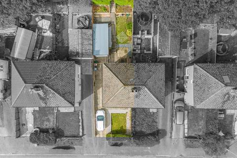 undefined, Larch Hill Crescent, Bradford BD6
