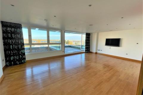 undefined, Pier Road, Gillingham, ME7