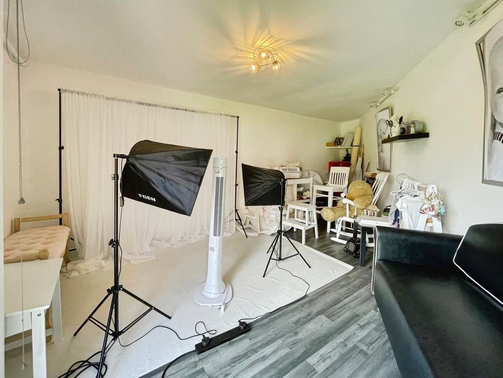 Outbuilding/Studio