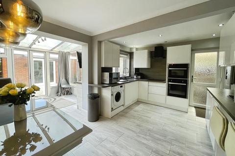undefined, Millers Drive, North Common, Bristol, South Gloucestershire
