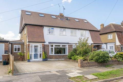 Loudwater Road, Sunbury-On-Thames TW16