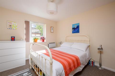 undefined, Lowther Court, The Groves, York, YO31 7EG