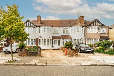 Hodder Drive, Greenford UB6