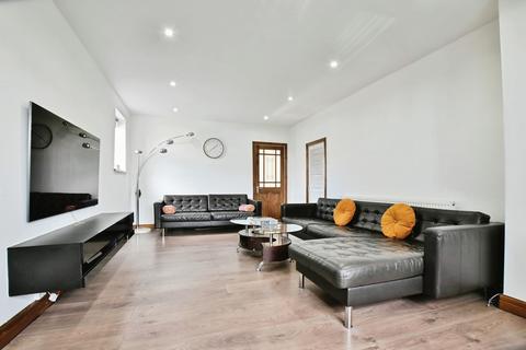 57 Adshall Road, Cheadle, SK8 2JN