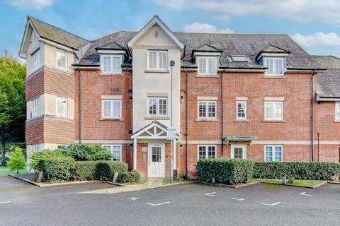 2 bedroom apartment for sale, Wellesbourne Road, Buckinghamshire HP13