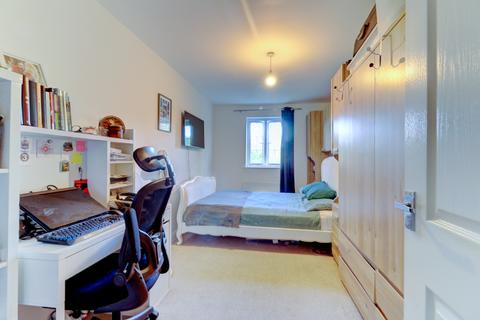2 bedroom apartment for sale, Wellesbourne Road, Buckinghamshire HP13