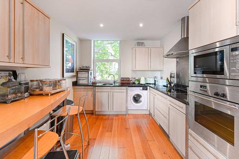 3 bedroom flat for sale, Grosvenor Road, Pimlico, London, SW1V