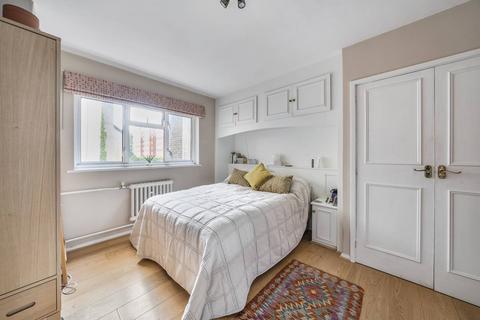 1 bedroom flat for sale, Grosvenor Lodge, Pimlico, London, SW1V