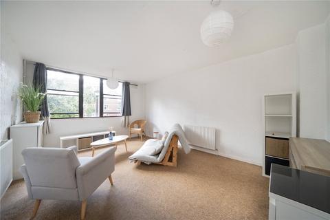 11 Moye Close, London, E2 8QN