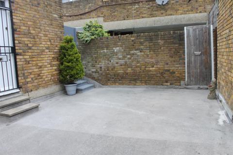 1 bedroom flat to rent, London, SE27