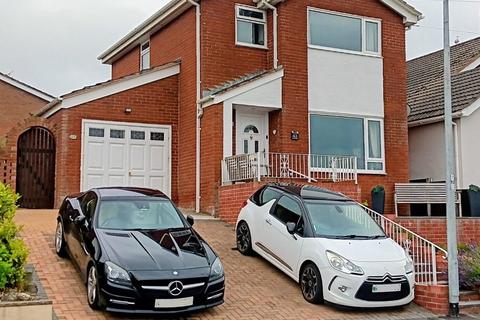 undefined, Ffordd Naddyn, Glan Conwy, Colwyn Bay, Conwy, LL28