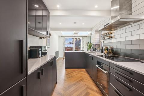 3 bedroom terraced house for sale, Alexandria Road, Ealing, London, W13