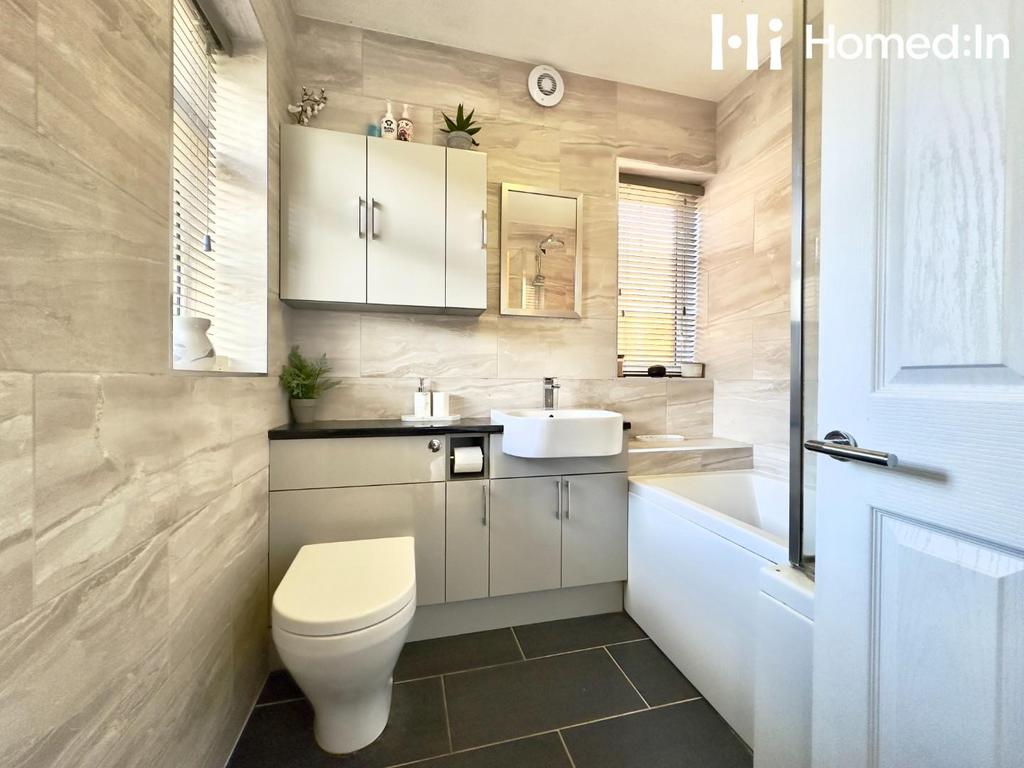 E Zy Watermark 06-09-2025 11-31-17-0210pm.JPEG