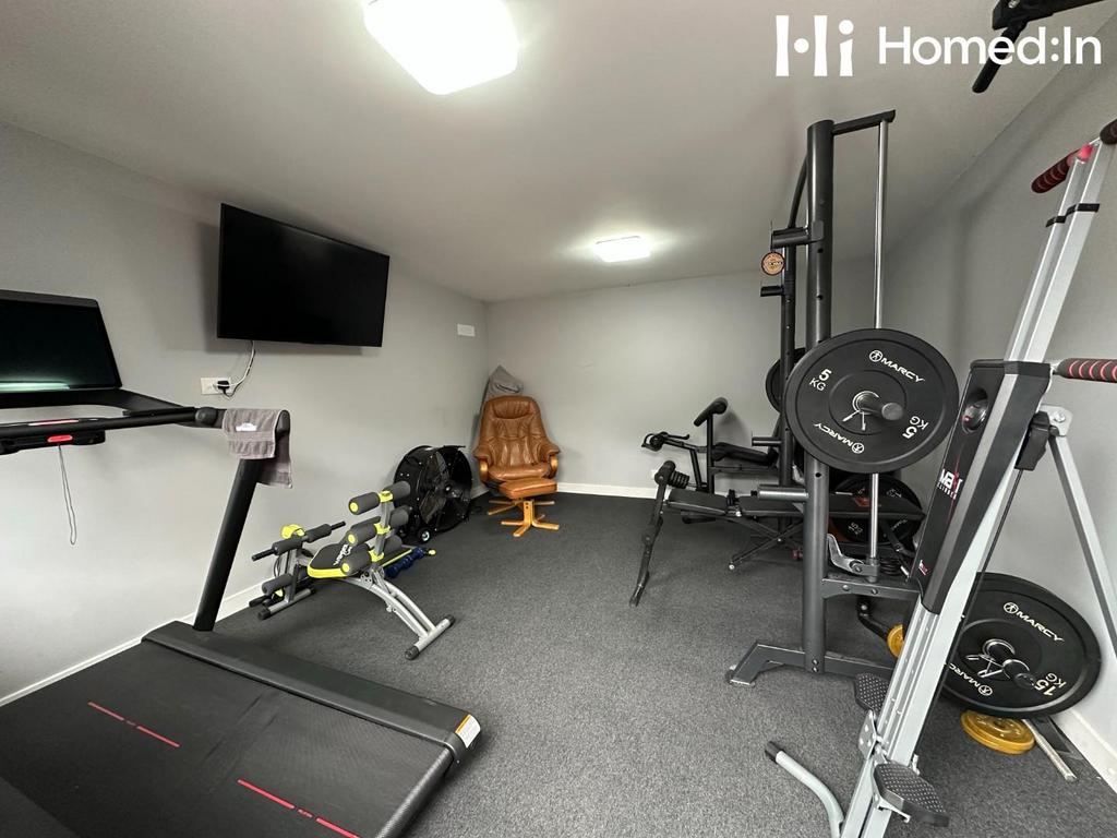 E Zy Watermark 06-09-2025 11-31-06-8280pm.JPEG