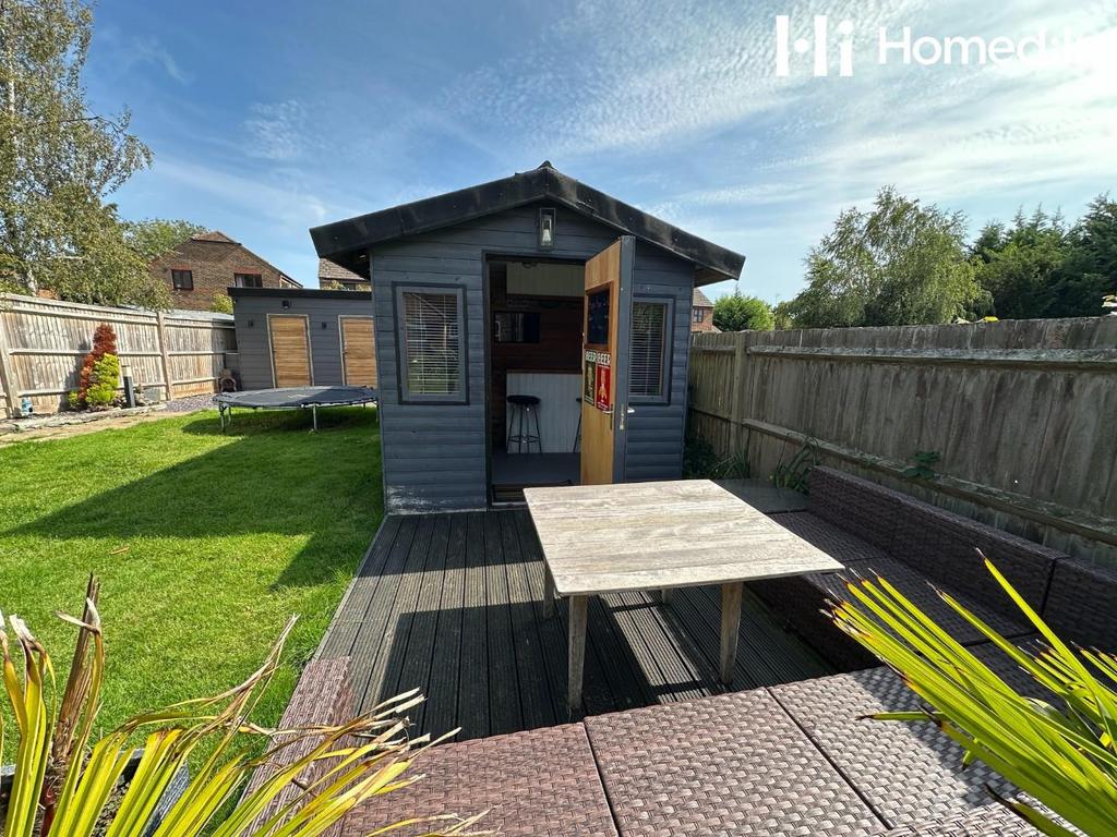 E Zy Watermark 06-09-2025 11-31-26-0400pm.JPEG