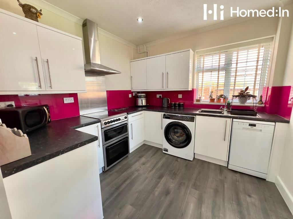 E Zy Watermark 06-09-2025 11-31-27-2090pm.JPEG