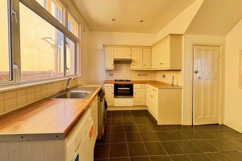 undefined, Southsea Avenue, Leigh-On-Sea