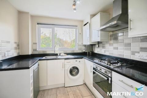 undefined, Kelfield Avenue, Harborne, B17
