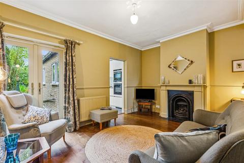 41 Spring Grove, London, W4 3NH