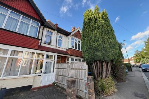 Studio to rent, Sanderstead, South Croydon