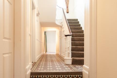 2 bedroom apartment to rent, Heworth Green, York YO31