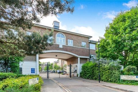 3 bedroom apartment for sale, Samuel Gray Gardens, Kingston Upon Thames KT2