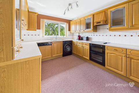 4 bedroom detached house for sale, Homeway Close, Shepshed