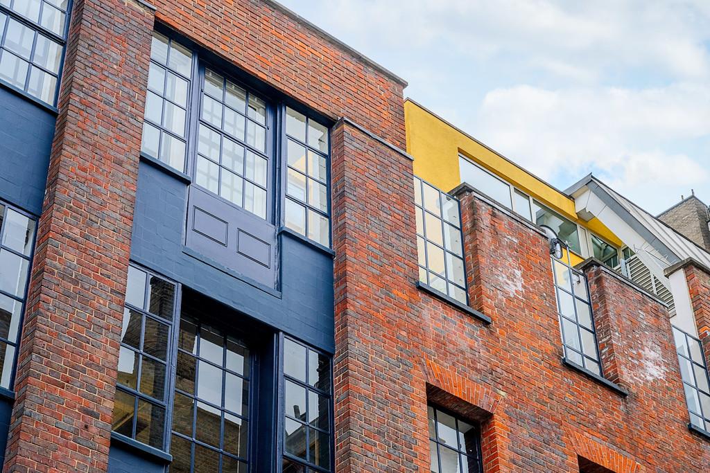 Macklin Street 38