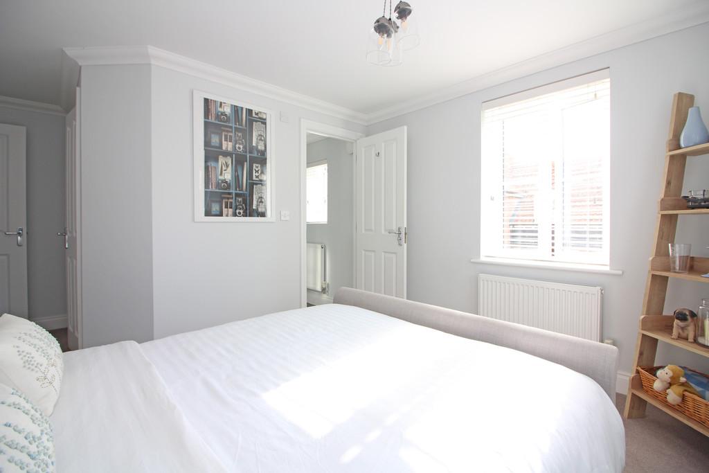 Bed1b
