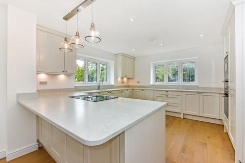 3 bedroom detached house for sale, Trampers Lane, Fareham PO17