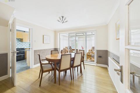 4 bedroom detached house for sale, Dovestone, Tamworth B77