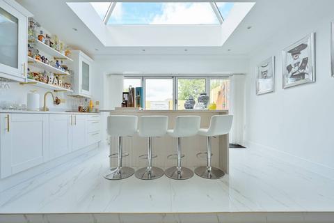 undefined, Langmead Drive, Bushey, WD23