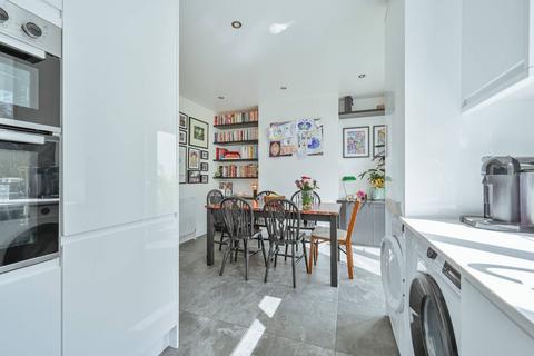 29 Springfield, Bushey Heath, Bushey, WD23 1GL
