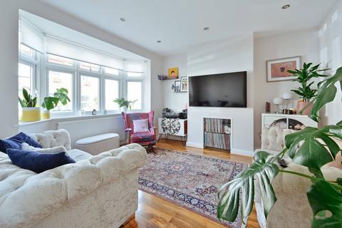 29 Springfield, Bushey Heath, Bushey, WD23 1GL