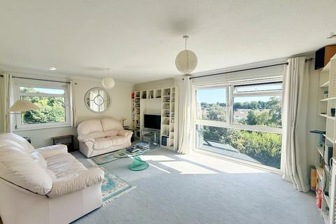 2 bedroom flat for sale, Kimberley Road, Poole, BH14