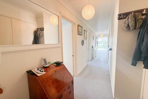 2 bedroom flat for sale, Kimberley Road, Poole, BH14