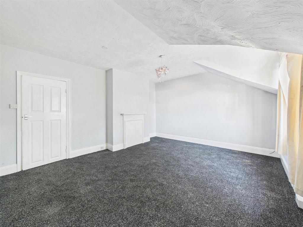 Bedroom:
