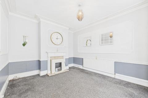 4 bedroom terraced house for sale, Lansdowne Road, Bridlington