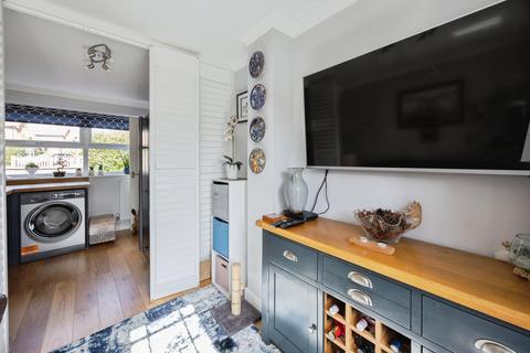 3 bedroom detached house for sale, Dunnock Road, Ashford, TN25 4