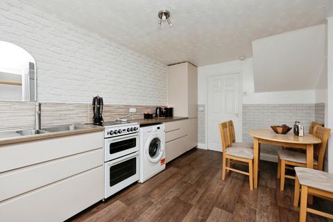 26 Bute Crescent, Dunfermline, KY11 4EN