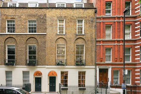 undefined, Red Lion Square, Bloombury, London, WC1R