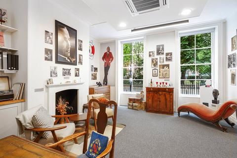 undefined, Red Lion Square, Bloombury, London, WC1R