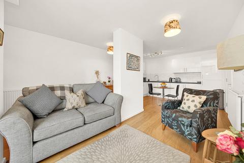 1 bedroom flat for sale, Hardwicks Square, London