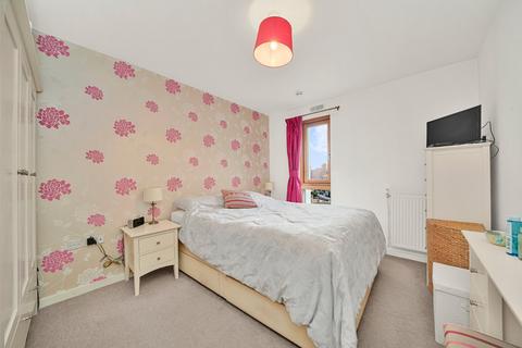 1 bedroom flat for sale, Hardwicks Square, London