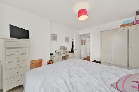 1 bedroom flat for sale, Hardwicks Square, London